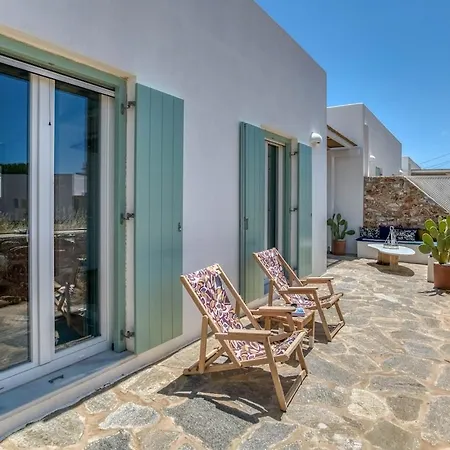 Spiti Mataki Aliki (Paros)