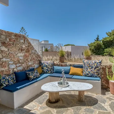 بيت للعطل Paros Spiti Mataki *